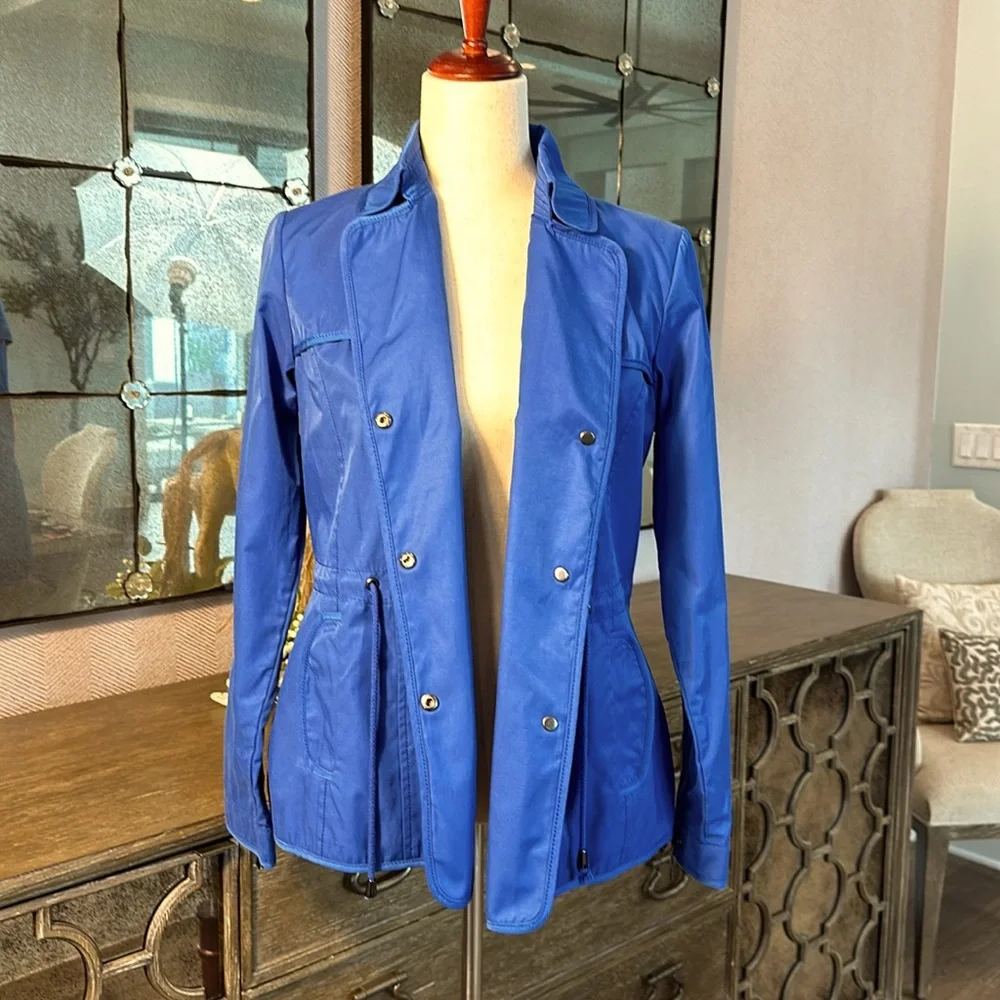 Vince Camuto waist length blue trench coat